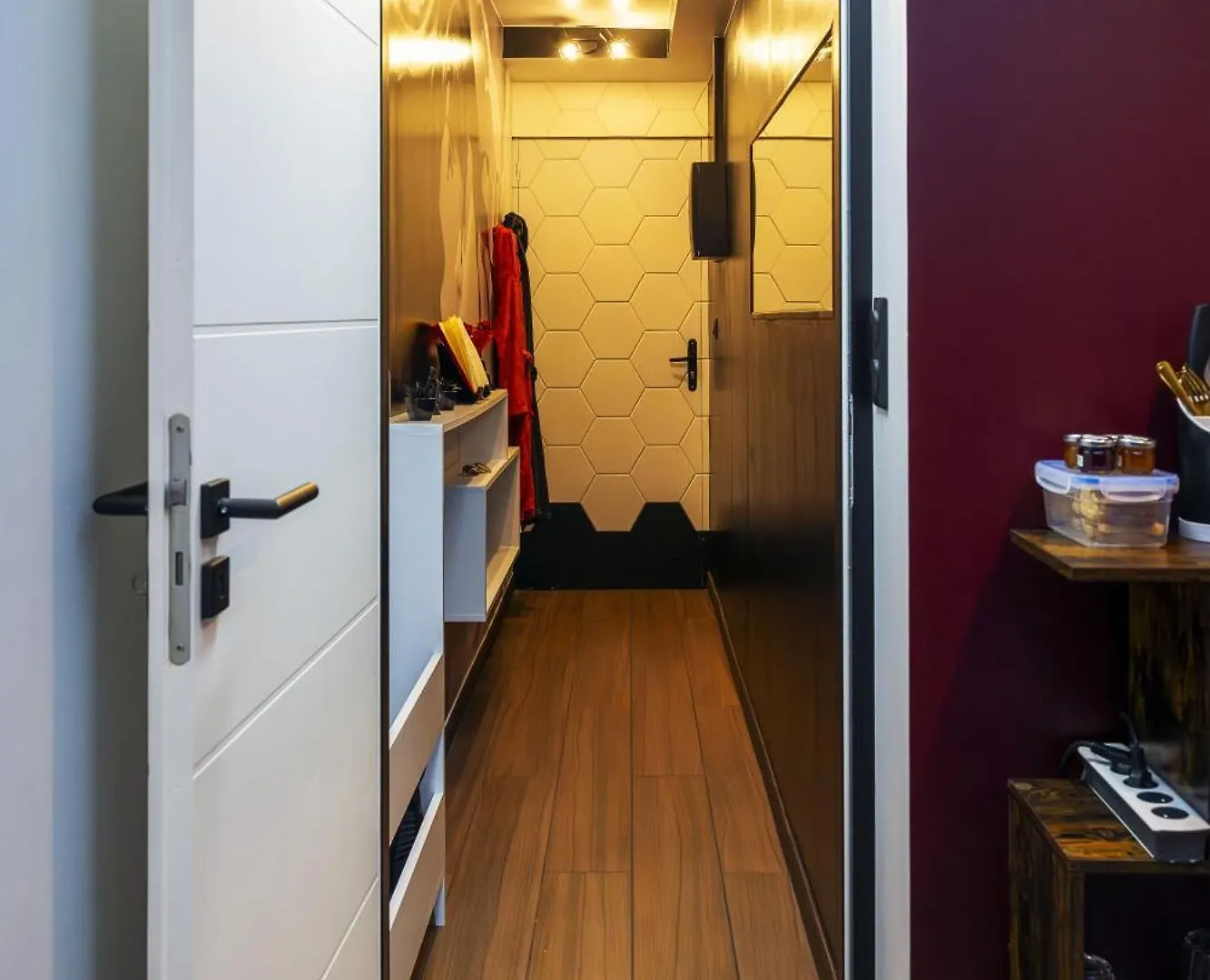 Redroom Spa Privatif & Nuit Romantique A Deux Voiron 0*,  Franciaország